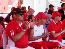 Lepas Gerak Jalan Indah di HUT RI ke 78, Bupati Bone: Wujud Cinta Pada Bangsa dan Negara